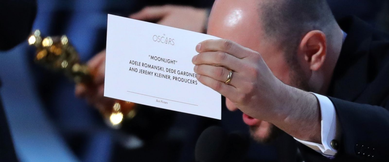 [WATCH] Oscars Mix-Up, Moonlight Beats La-La Land for Best Picture
